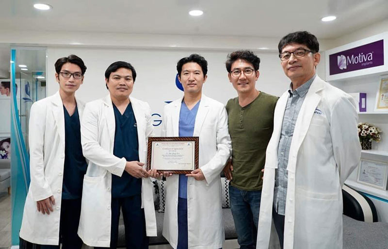 Đội ngũ bác sĩ được đào tạo bài bản tại Hàn Quốc