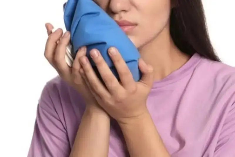 Nhiệt độ phù hợp để chườm nóng sau khi nâng mũi