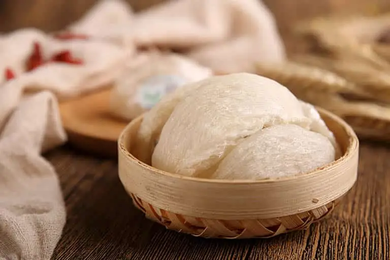 Nâng mũi ăn yến được không?
