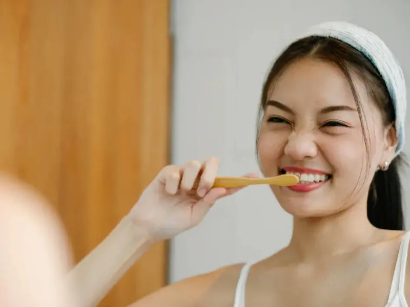 Nâng Mũi Có Đánh Răng Được Không? Chăm Sóc Đúng Giúp Mũi Mau Ổn Định
